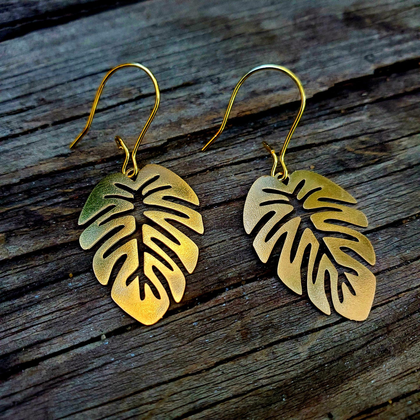 Monstera Leaf Earrings