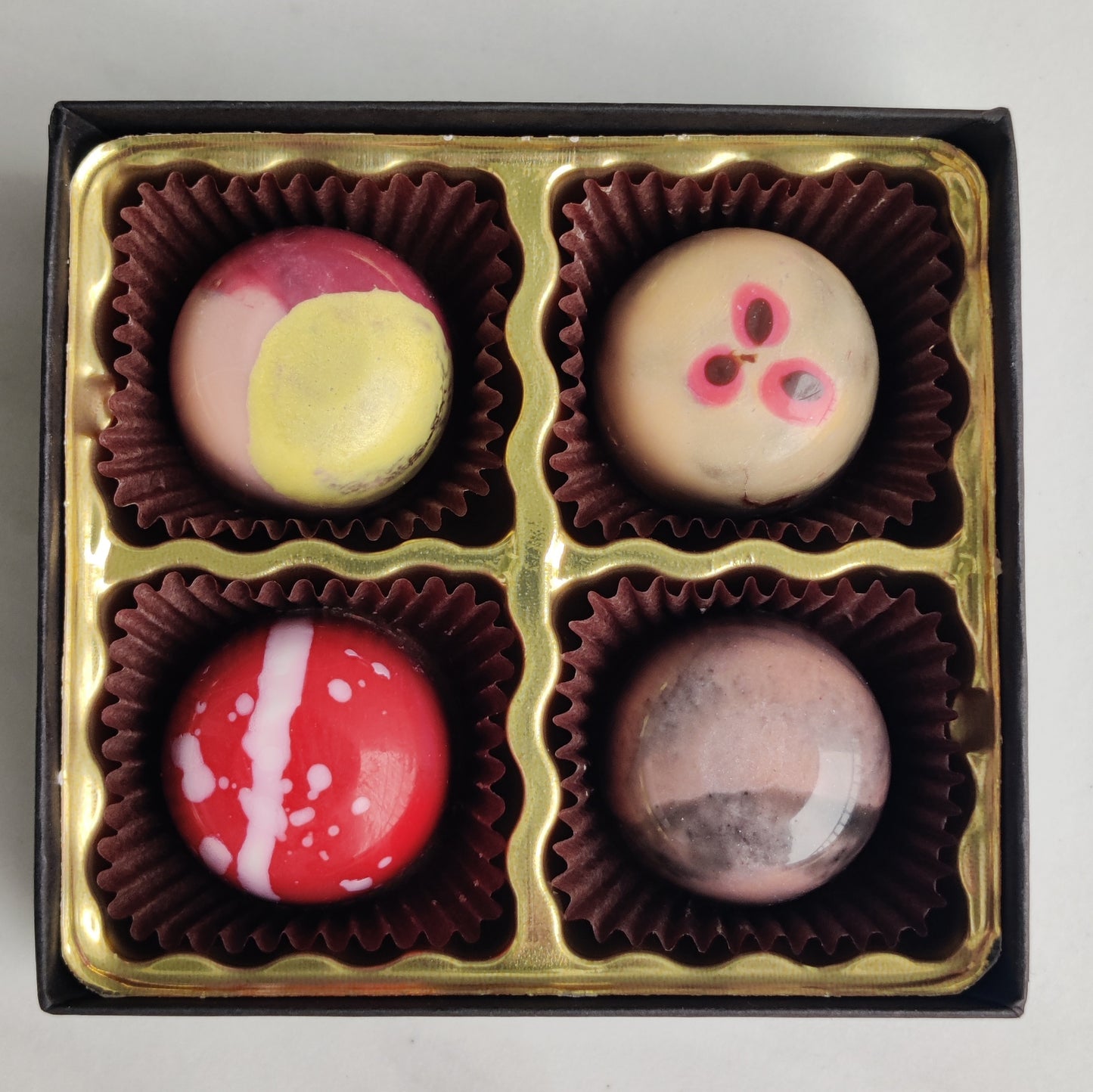 Deluxe Desserts Truffle Box