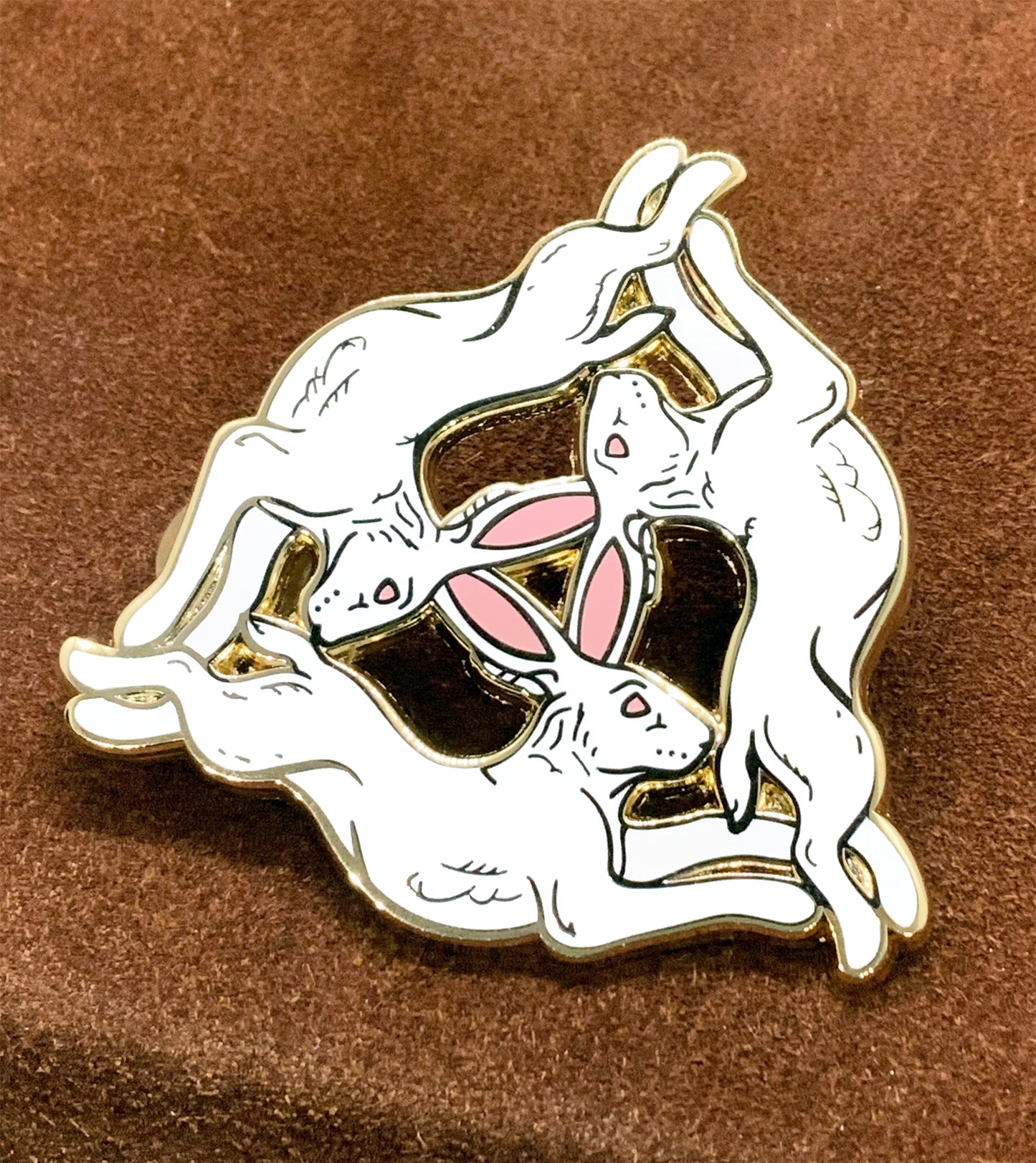 Tinner's Rabbit Pin