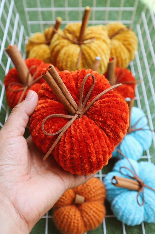 Knit Velvet Pumpkin